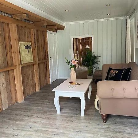 Holiday home Bryggerhus Og Leilighet