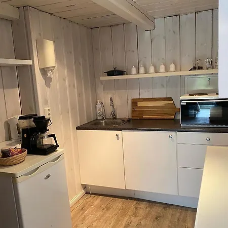 Holiday home Bryggerhus Og Leilighet