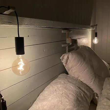 Bryggerhus Og Leilighet Holiday home